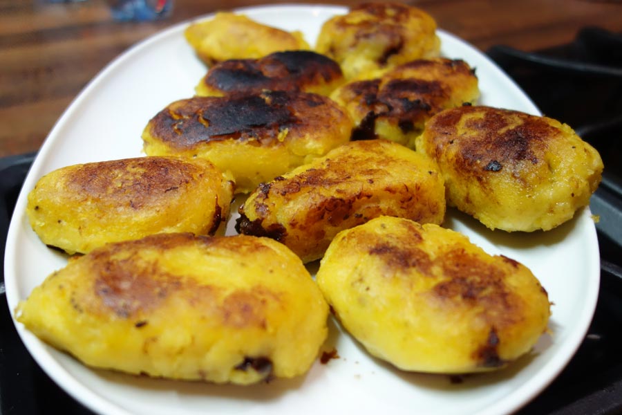 rellenitos_de_platano_guatemala_antigua-road_affair