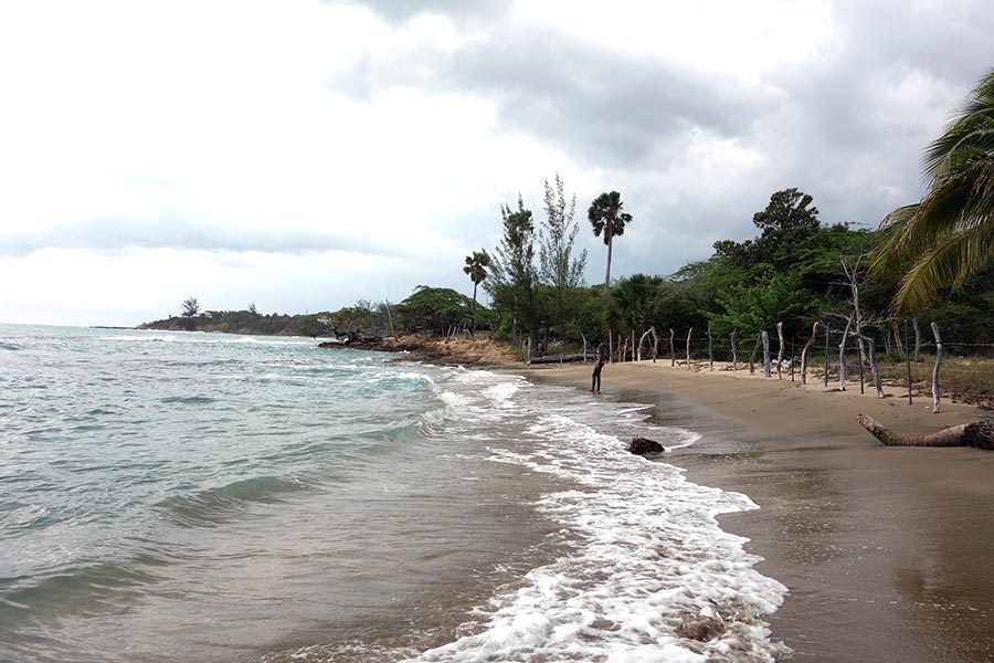 treasure-beach-jamaica-6_road-affair