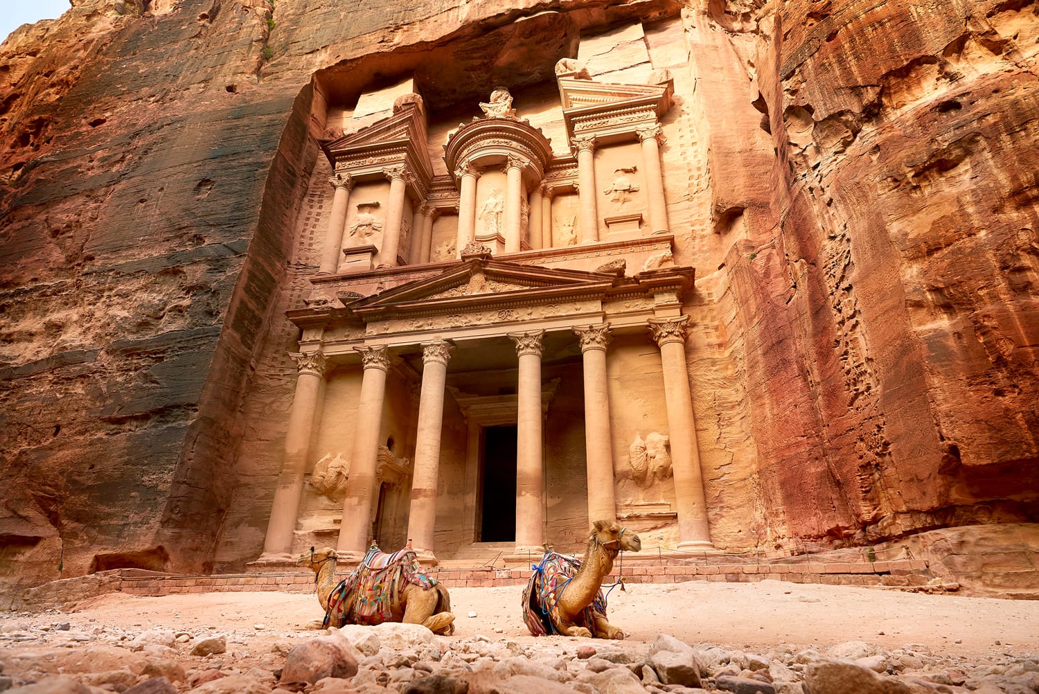 Al Khazneh - the treasury, ancient city of Petra, Jordan