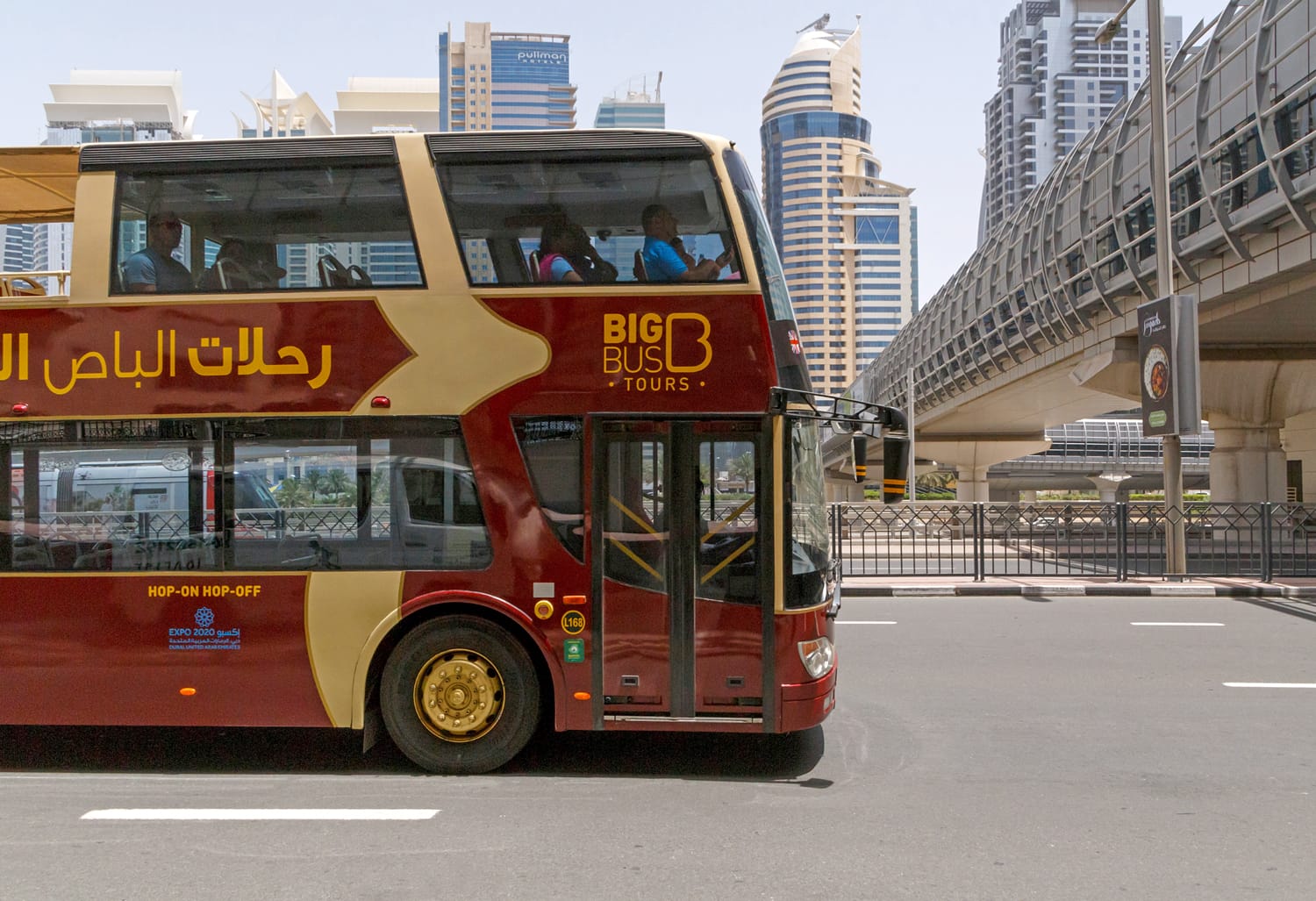 Hop on Hop off bus tours Dubai