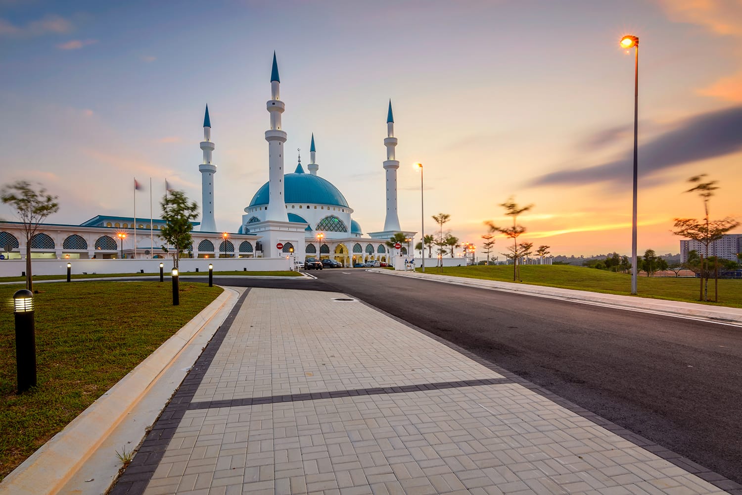 Bandar Dato Onn Mosque Building during sunset in Johor Bahru, Malaysia