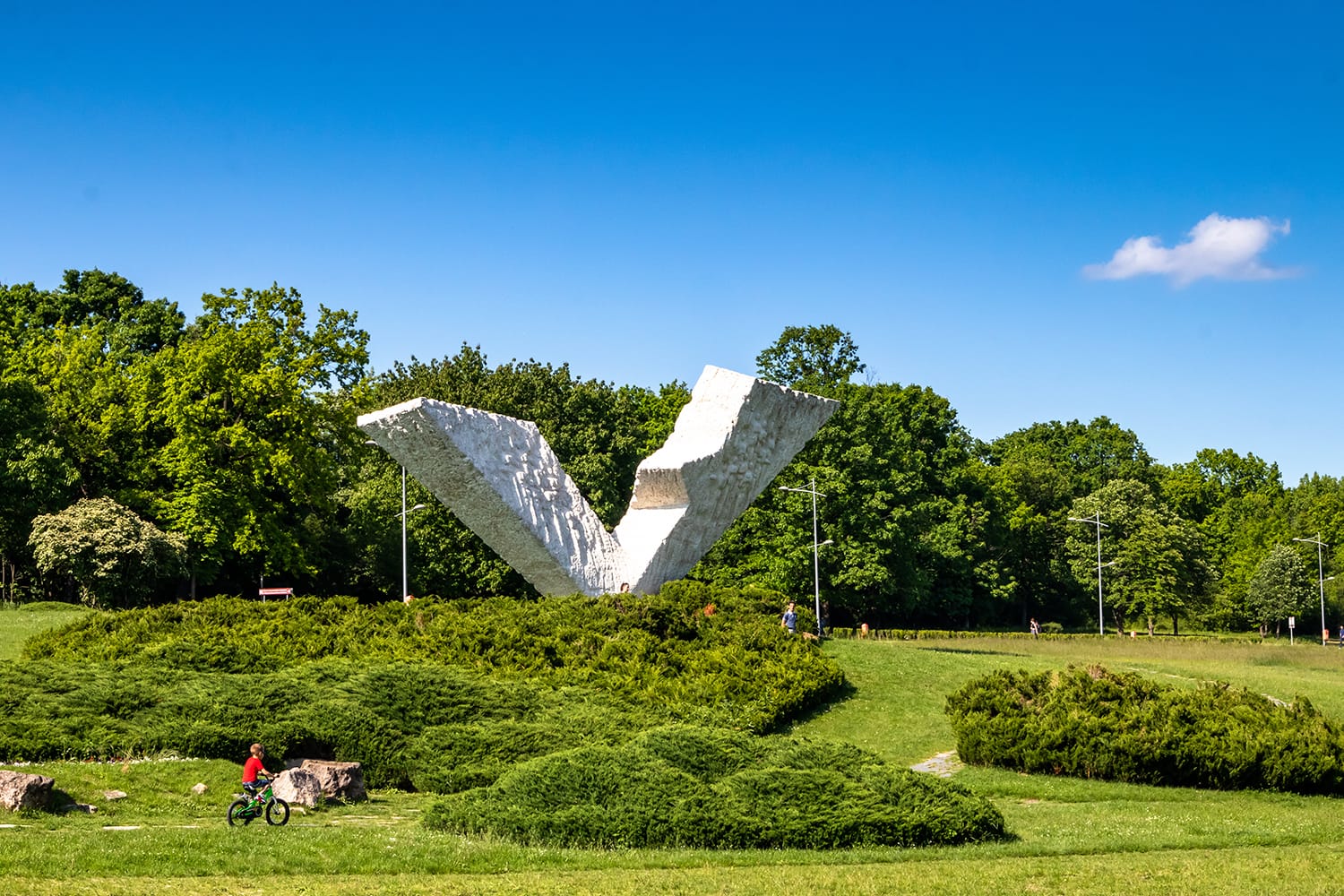 Monument broken wings, also called V/3, dedicated to the victims of WW2 in memorial park Sumarice, Kragujevac, Serbia