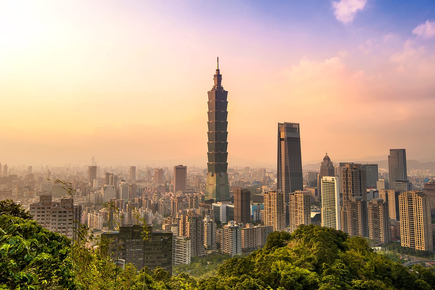 Skyline of taipei city with 101 tower at sunset