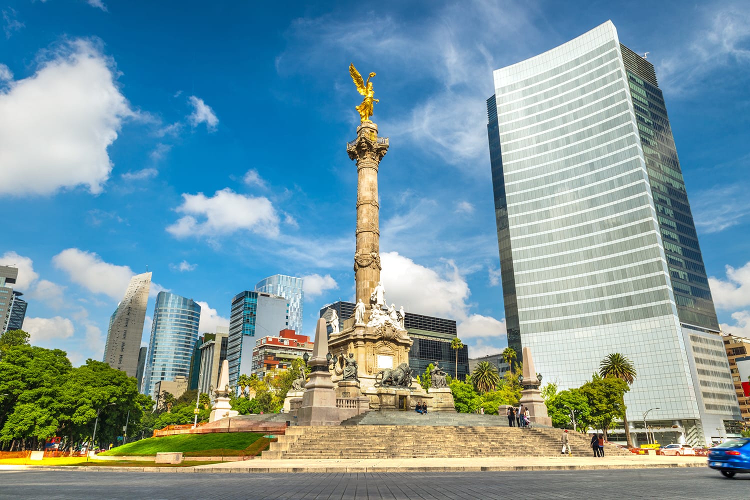 The Angel of Independence stands in the center of a roundabout in Mexico City, Mexico.