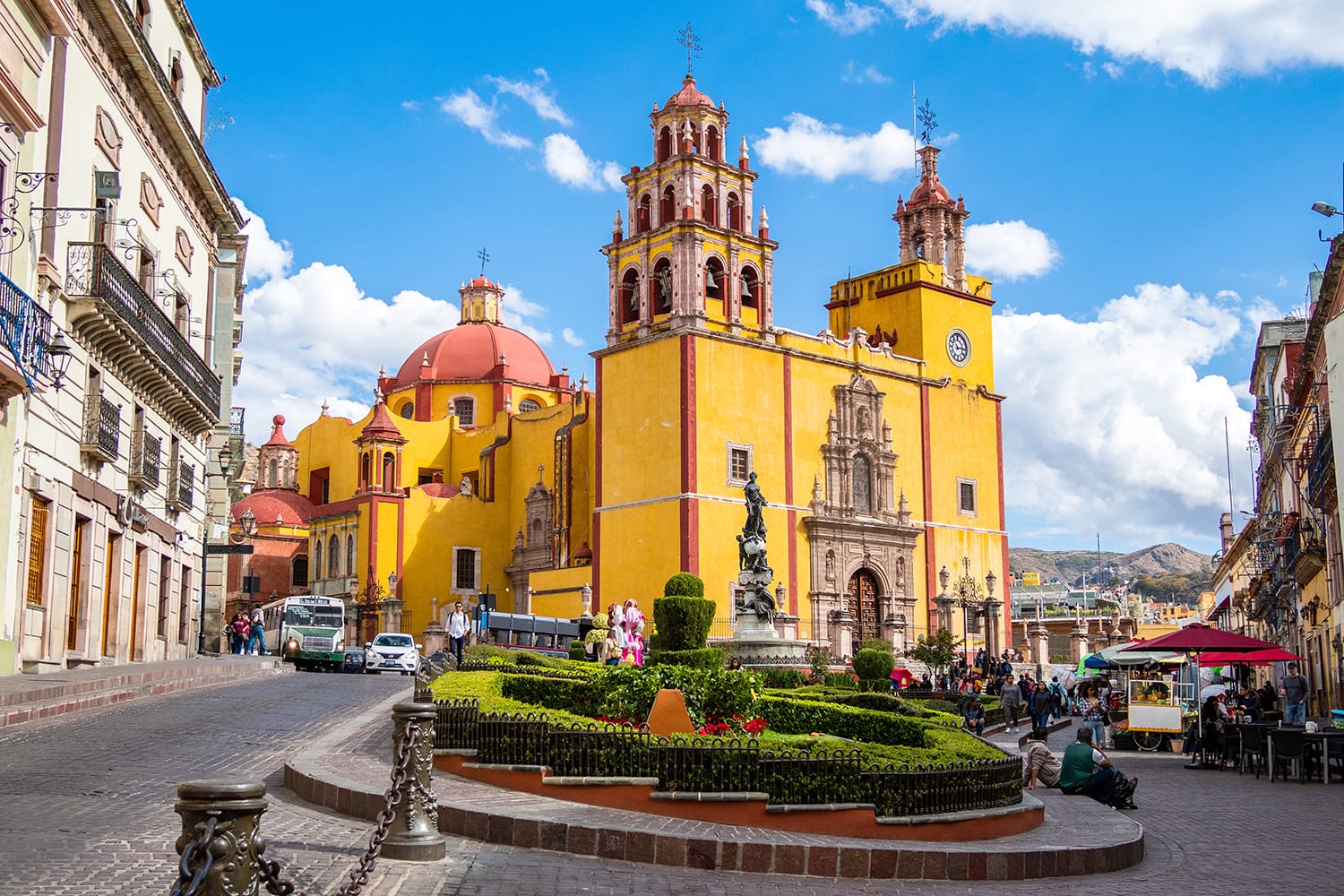Basilica of Our Lady of Guanajuato cathedral and Plaza de la Paz in Guanajuato City, Mexico.