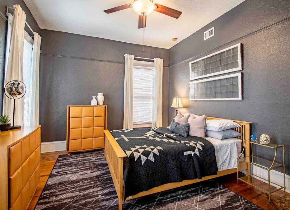 Historic Airbnb Apartment in Jacksonville, Florida, USA