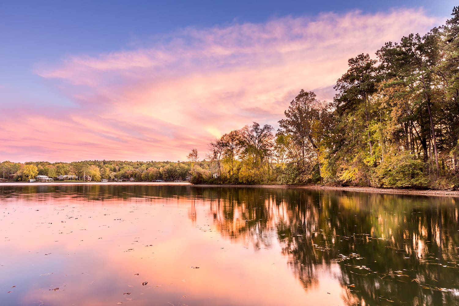Beautiful sunset at Hamilton Lake in Arkansas, USA