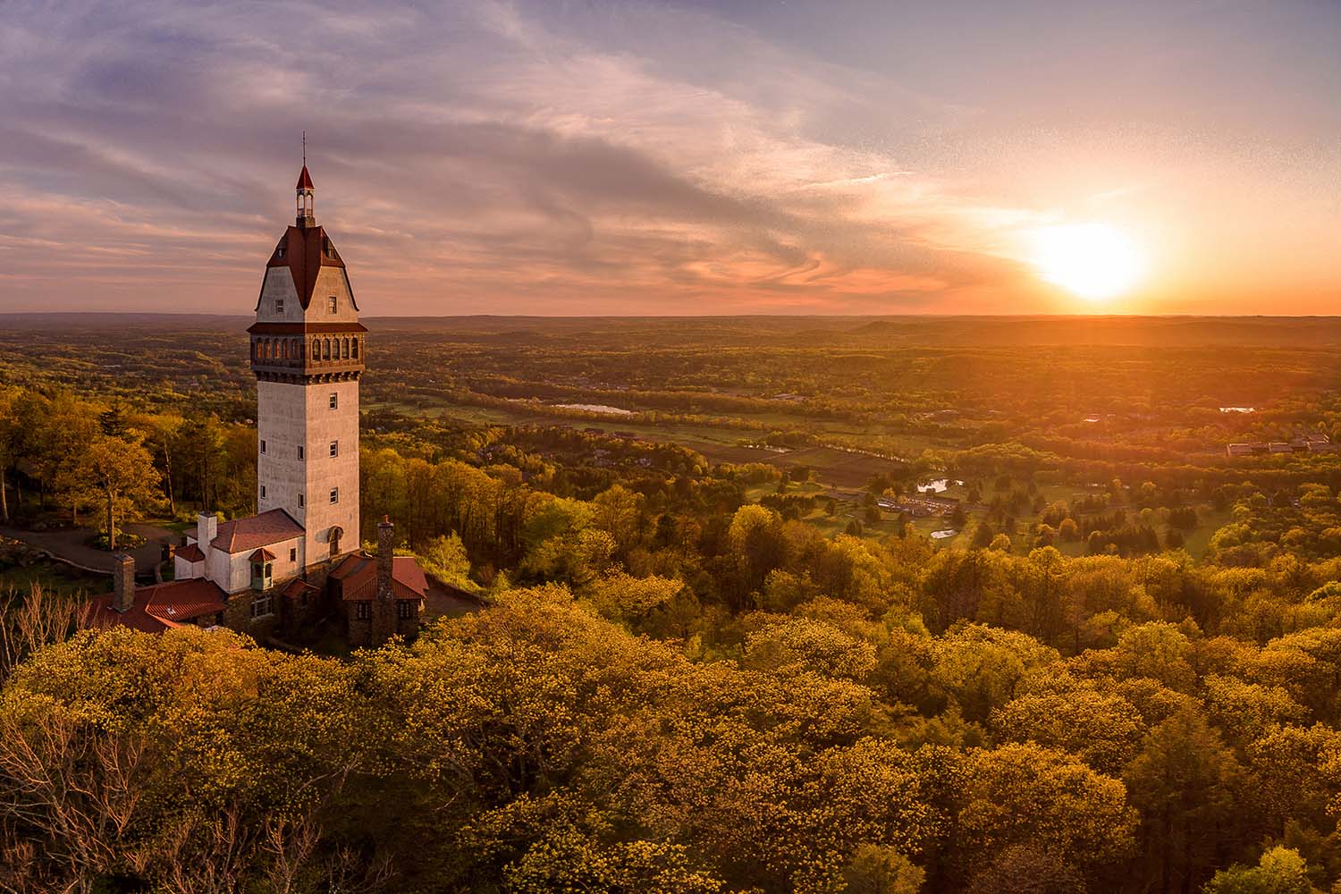 Heublein Tower at Talcott Mountain State Park, Connecticut, USA