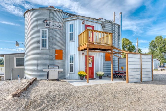 Unique Airbnb in Montana, USA