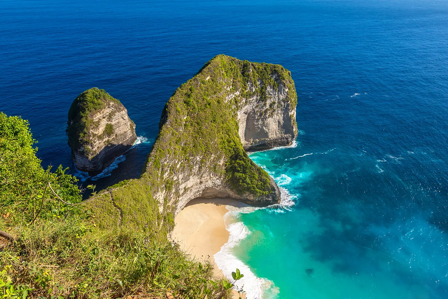 Panoramic Aerial view of Kelingking Beach on Nusa Penida island, Bali, Indonesia