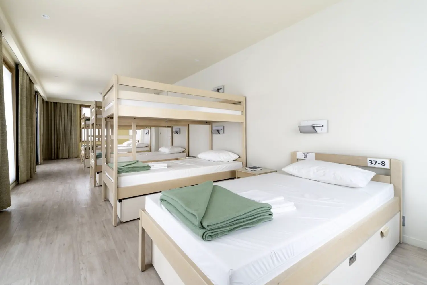 Adveniat Paris hostel