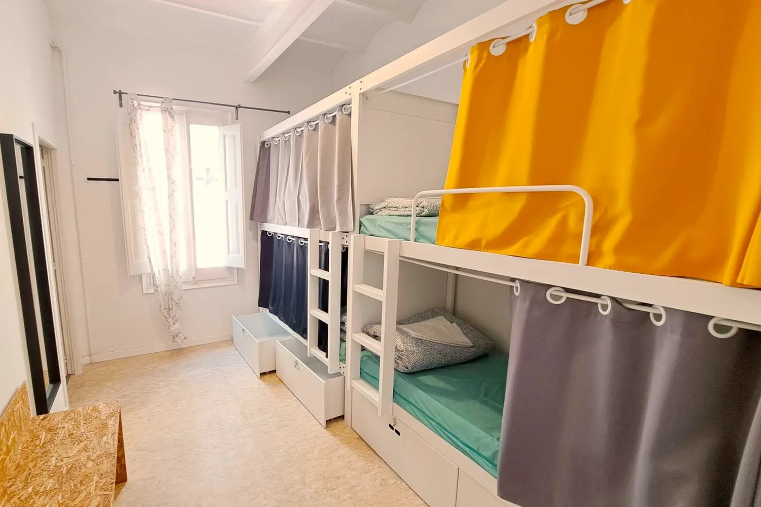 Dorm room at Bed & Bike Barcelona hostel