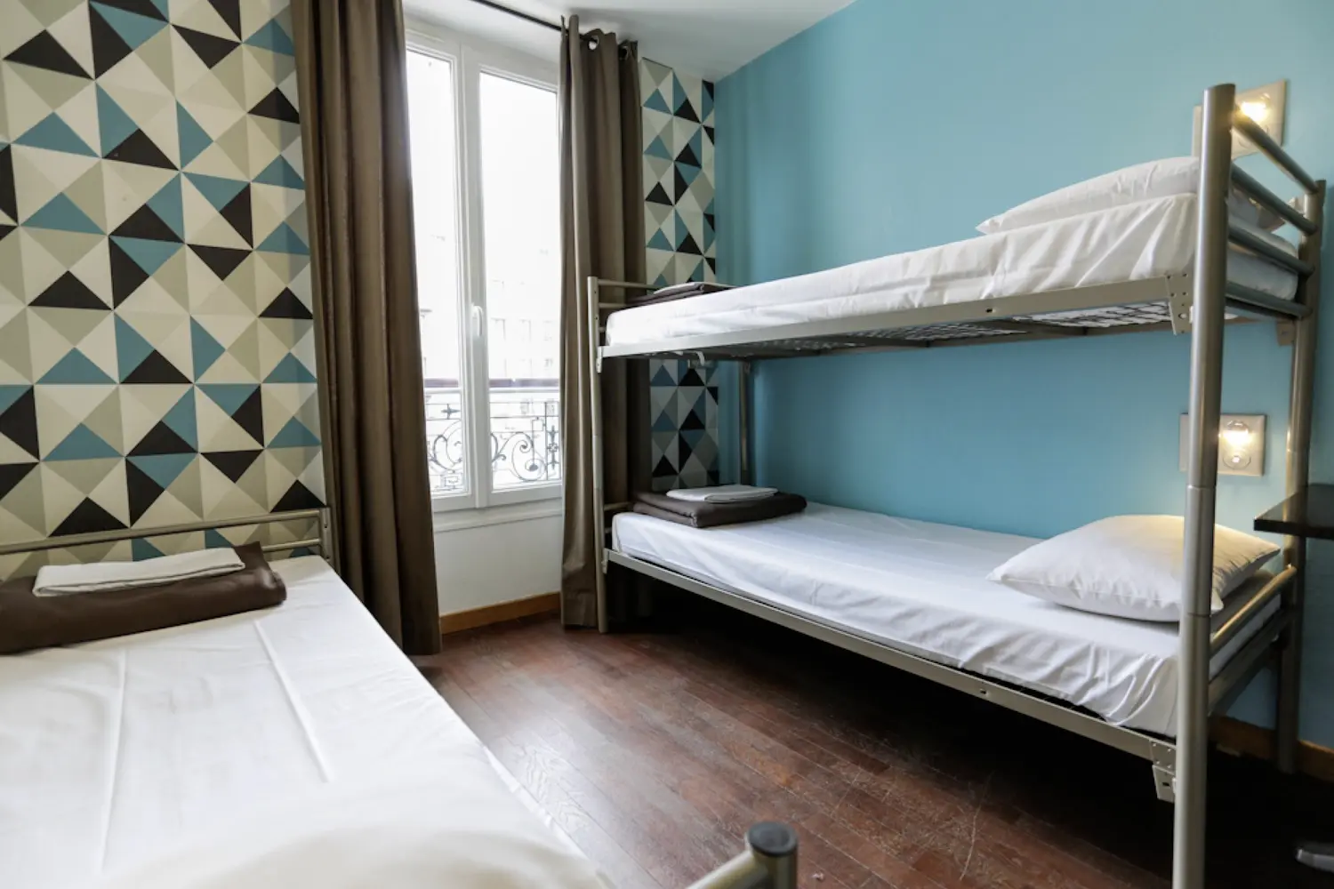 Oops Latin Quarter hostel in Paris