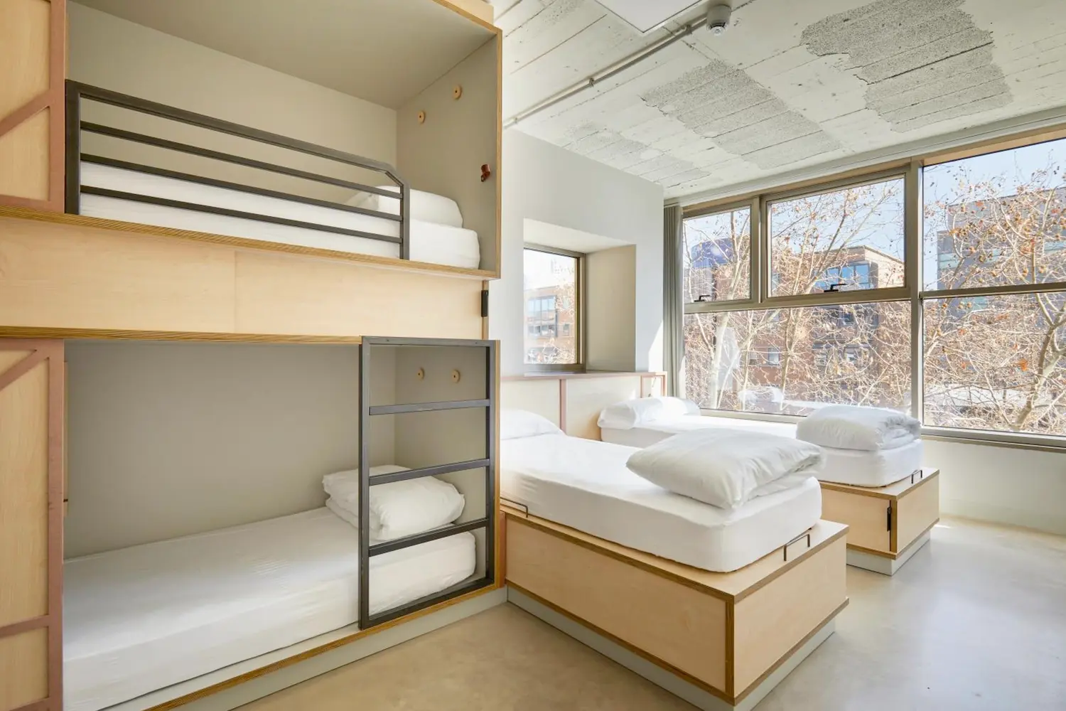 Dorm room at Unite Hostel Barcelona