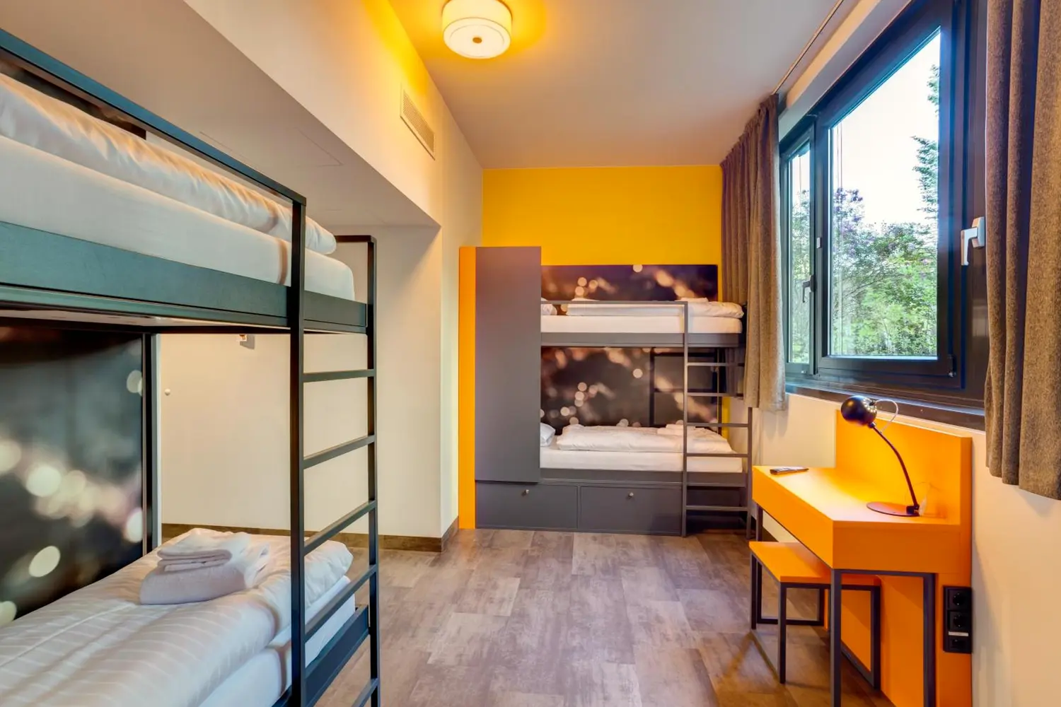 Dorm room at the MEININGER Munich Olympiapark hostel