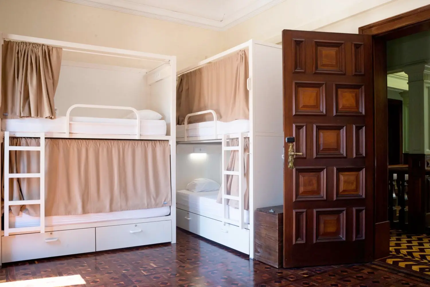 Dorm room at the Sant Jordi Hostels Lisbon