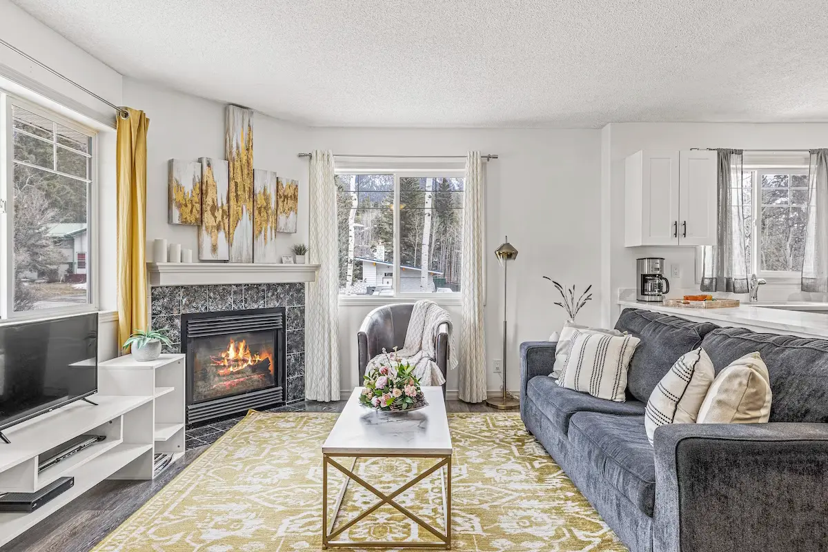Family-Friendly Airbnb in Harvie Heights