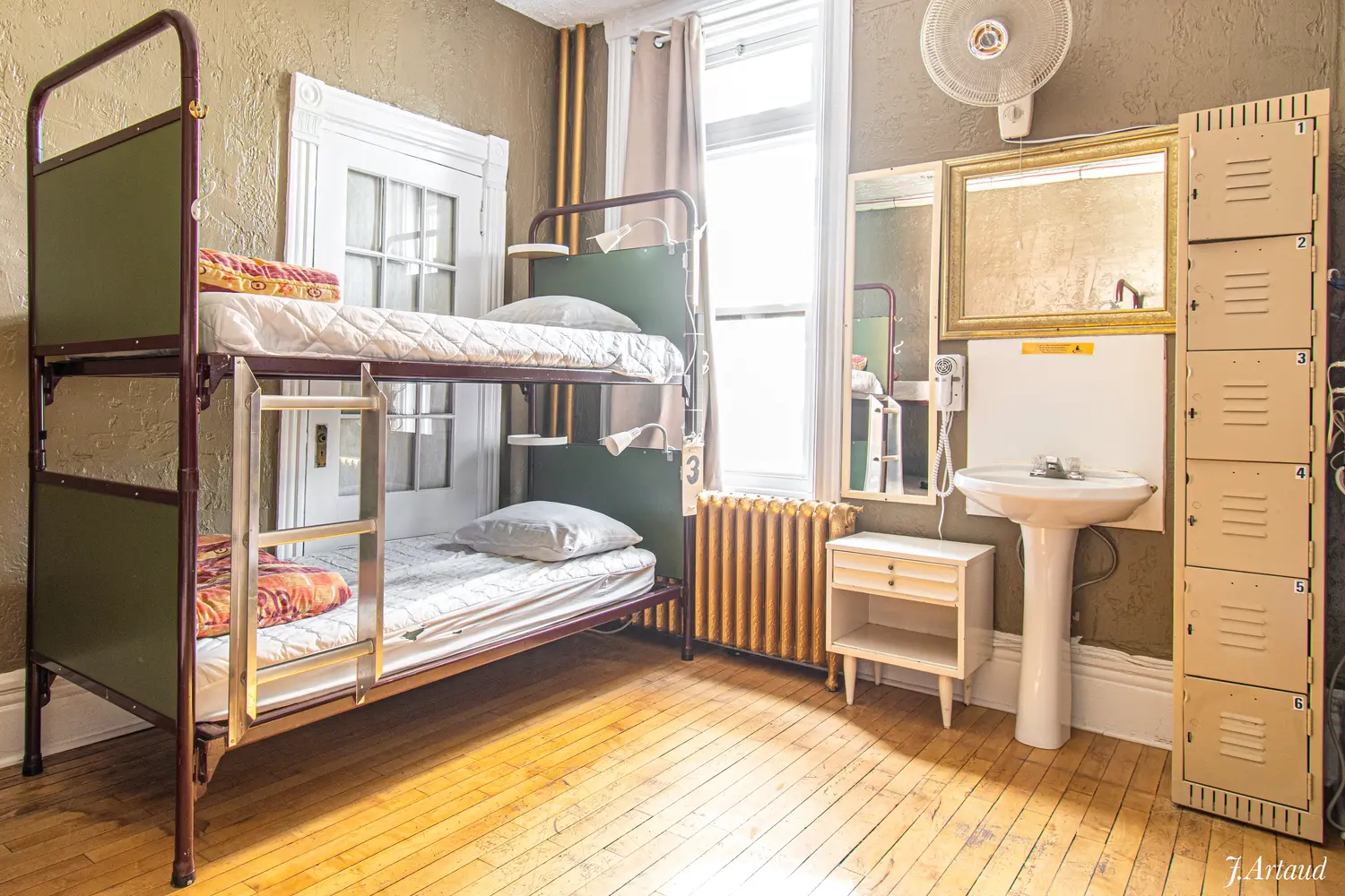 Dorm room at the Auberge du Plateau in Montreal, Canada