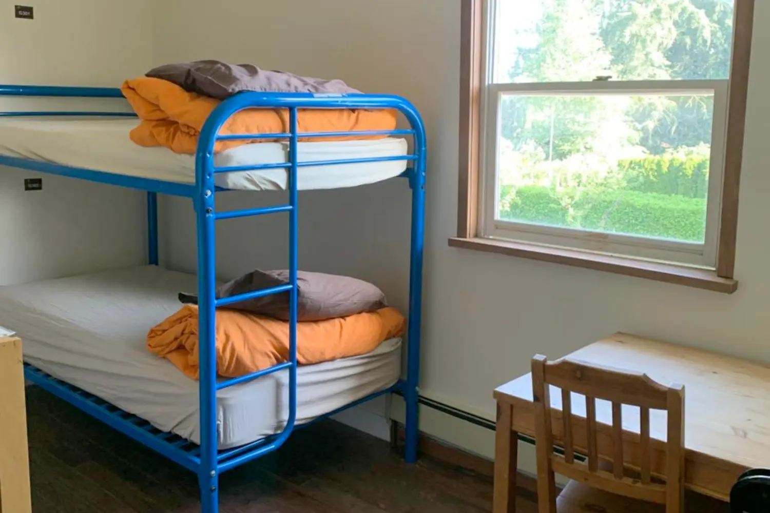 Dorm room at the Vancouver Backpacker House