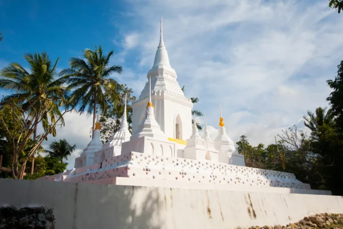 Wat Phu Khao Noi in Koh Phangan, Thailand
