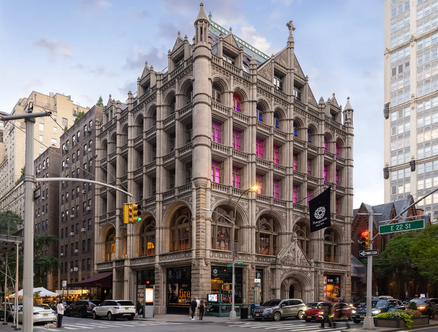 Building that houses the Fotografiska museum in New York City, NY