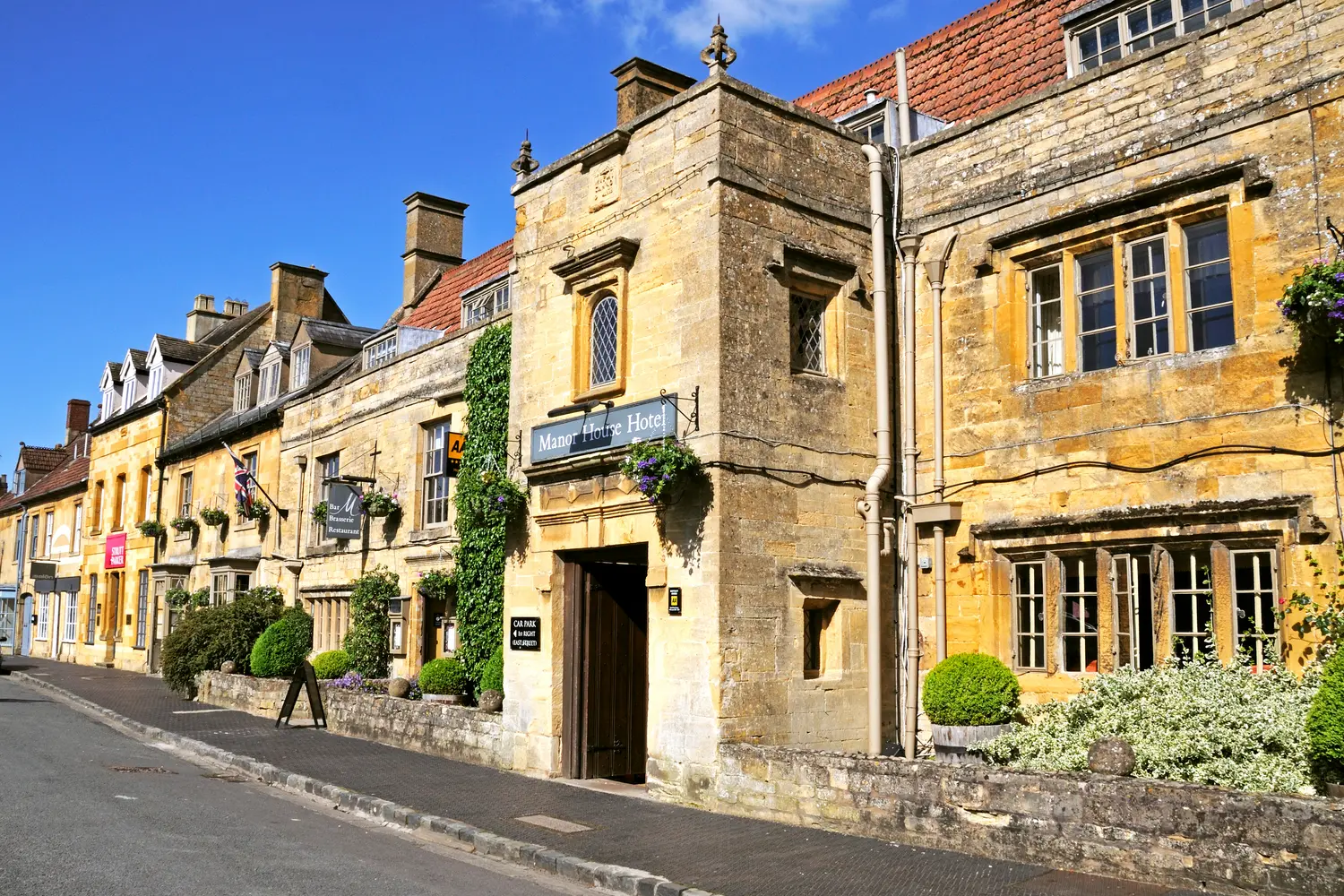 Manor House Hotel along the High Street, Moreton-in-Marsh.