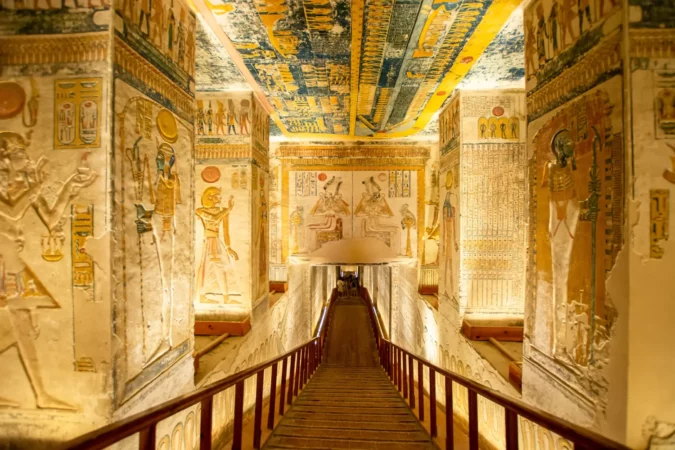 omb KV11 is the tomb of Pharaoh Ramesses III. It is located in the main valley of the Valley of the Kings near Luxor