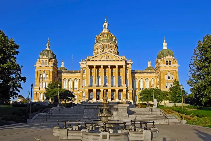 The State Capitol Building in Des Moines, Iowa
