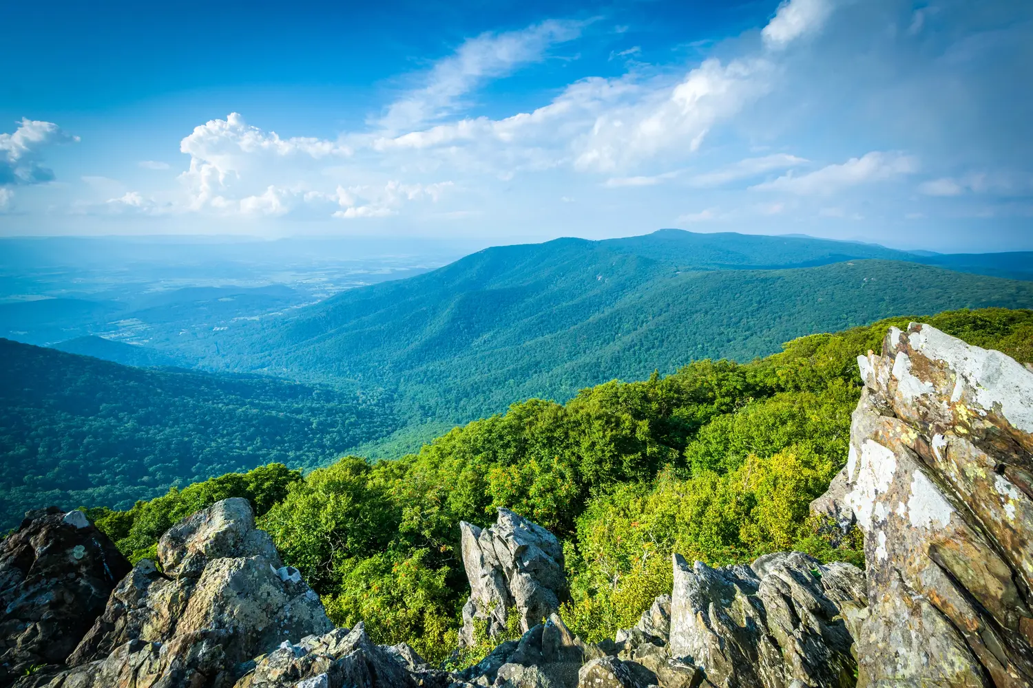 View from Hawksbill Summit in Shenandoah National Park in Virginia, USA